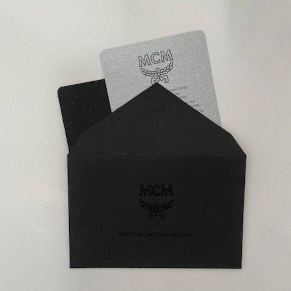 MCM - Mini bag NEW w/tags GIFTABLE ! - Picture 7 of 9